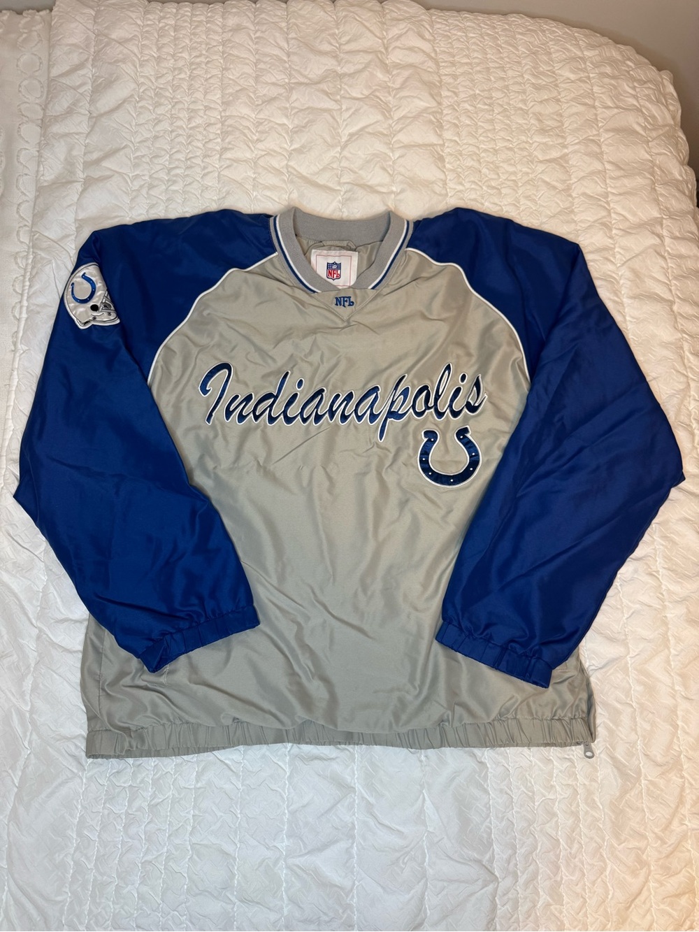 Indianapolis Colts Medium Oversized Pullover Windbreaker - Gray and Royal Blue